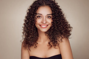 How to style and manage curly hair